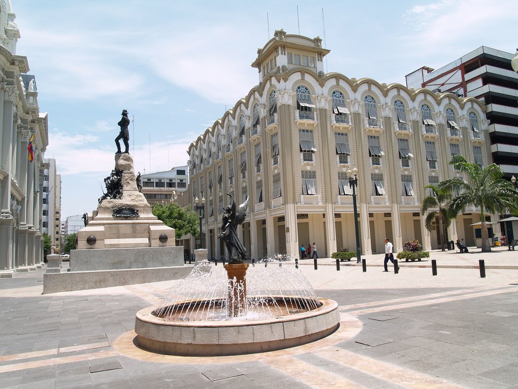 Plaza de la administracion by Lightly