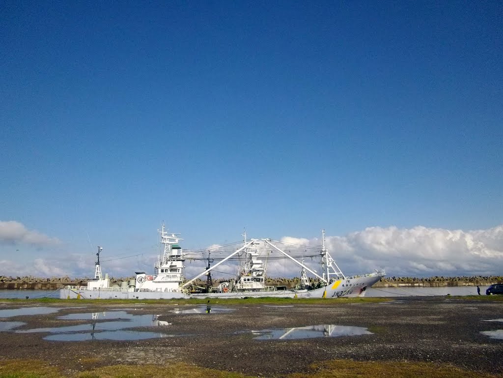 Choshi Fishing Port / 銚子漁港 by Kangoo_