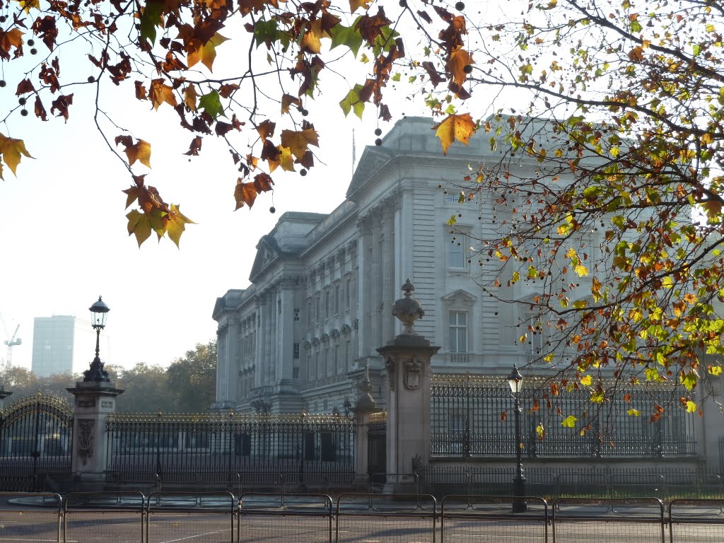 Buckingham Palace - UK - Londres by Paulo Targino Moreira Lima