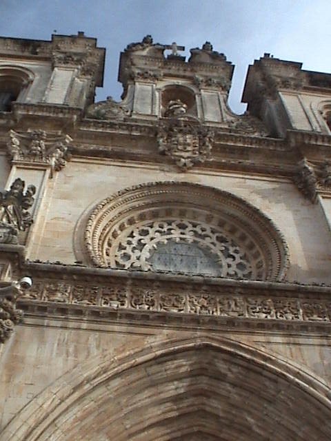 Mosteiro de Alcobaça by Fernando Figueiredo