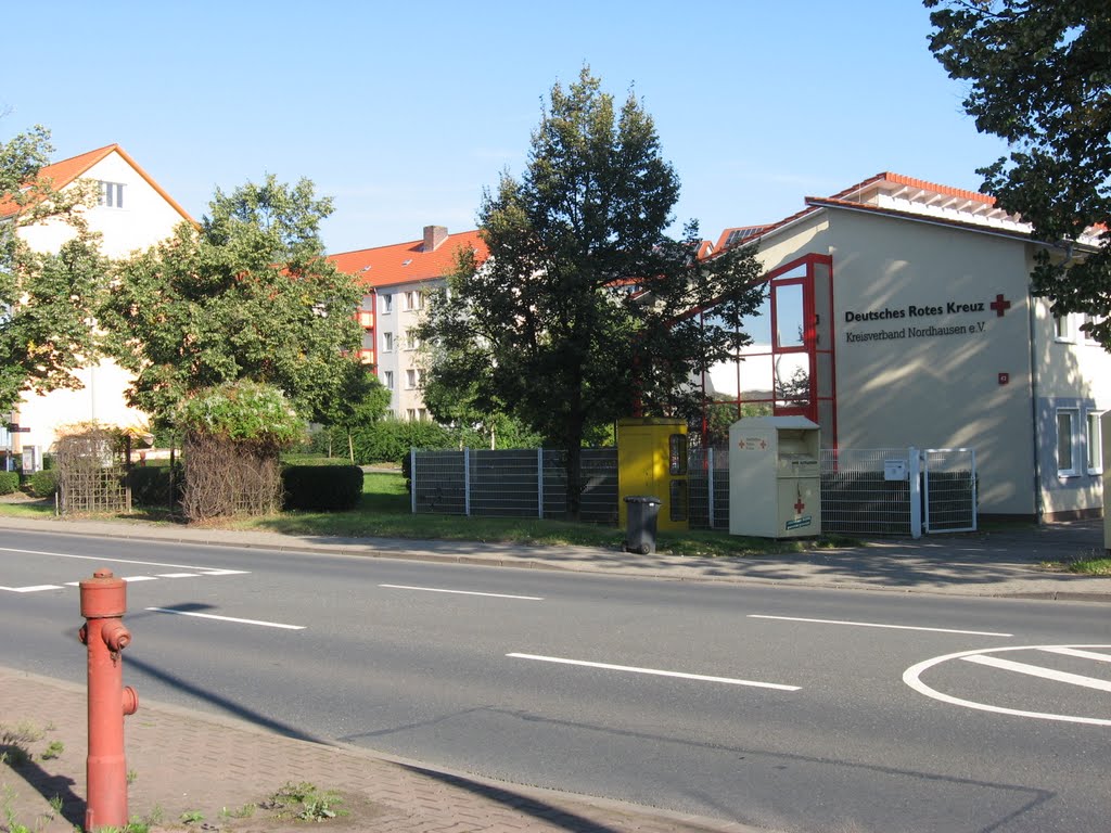 Nordhausen, Hallesche Straße (DRK) by Eckbert John