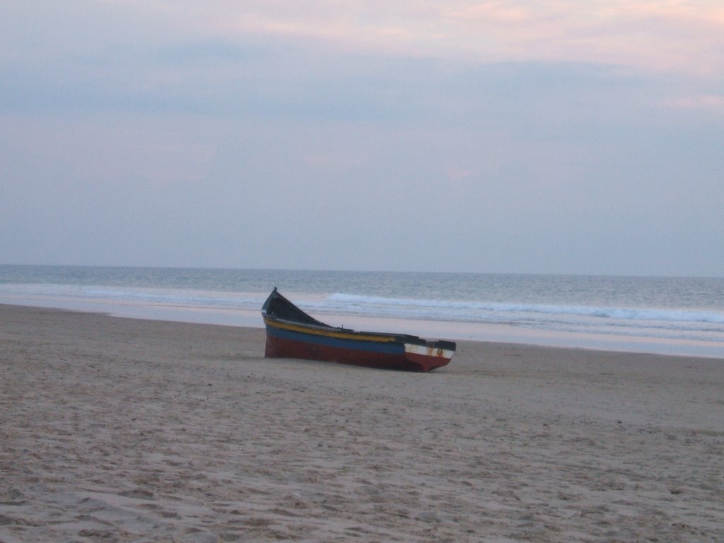 Conil , Pateras by JOSE QUINTERO