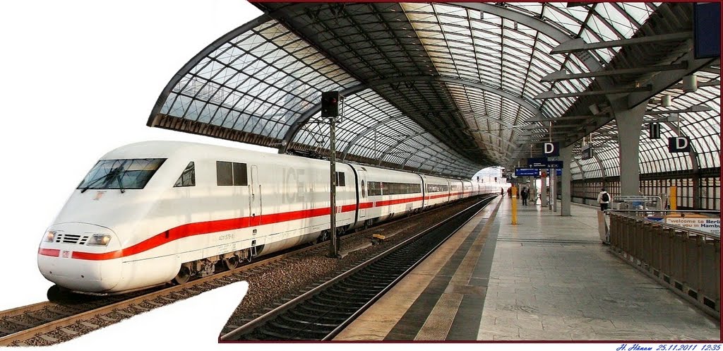 Der Bahnhof in Berlin-Spandau kann sich sehen lassen. Der ICE preschte ohne zu halten durch den Bahnhof. by H. Hönow