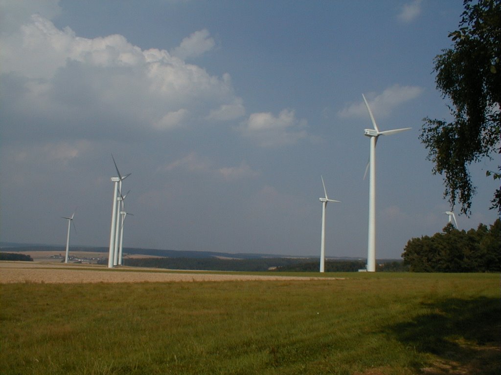 Windkarftanlage bei Altweidelbach by MUB