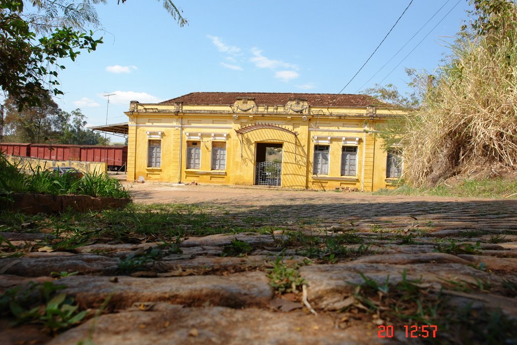 ESTAÇÃO DE TREM BROTAS SP by wagner leite