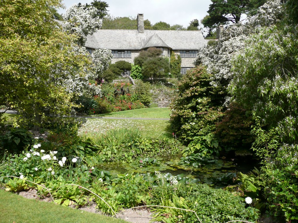 Coleton Fishacre Gardens by Trevor Walhen