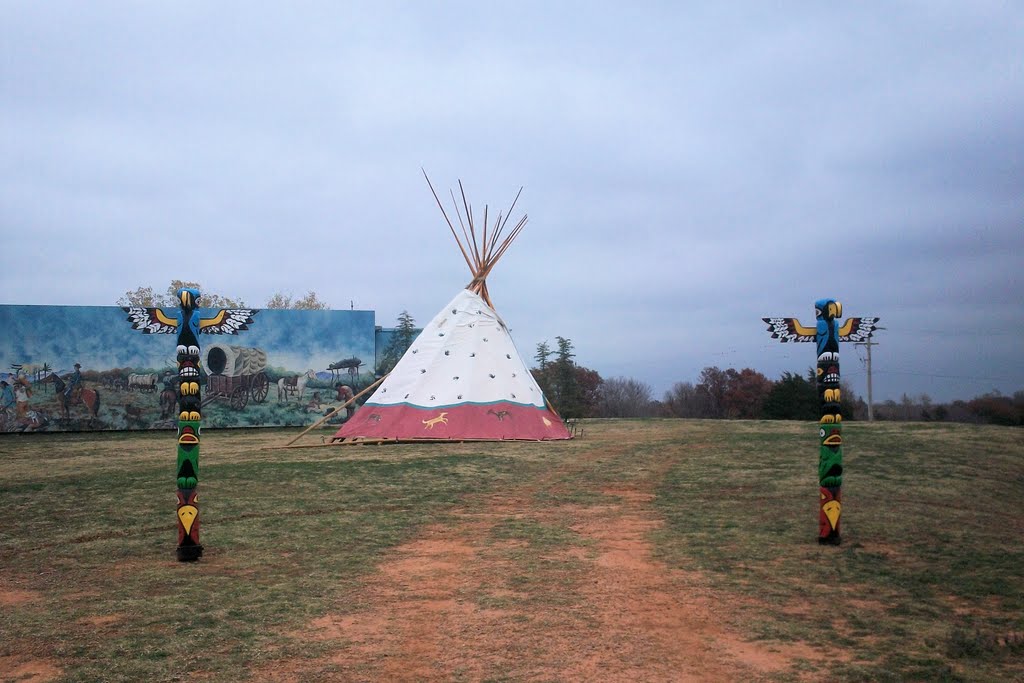 Teepee and Totem by Gigrantula