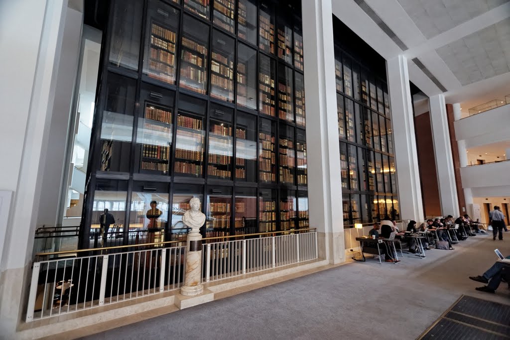 London - Euston Road - British Library 1997 by Colin St John Wilson - Behind the Smoked Glass: The King's Library by txllxt