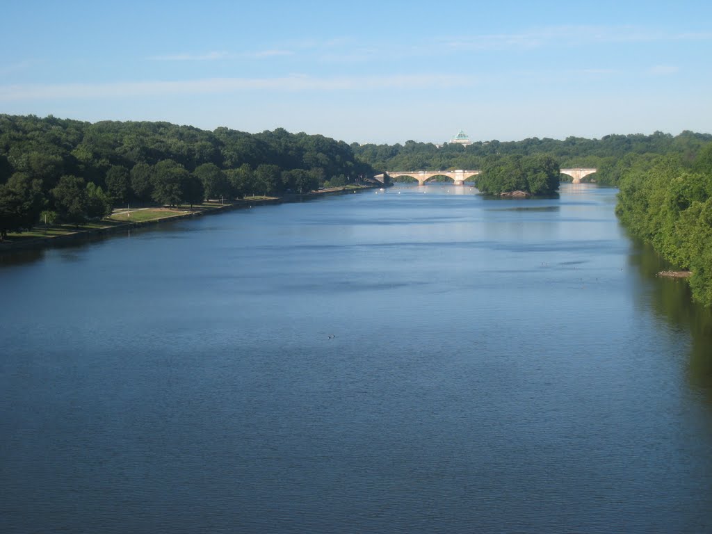 Schuylkill River downstream from Strawberry Mansion Bridge by neil.gilmour