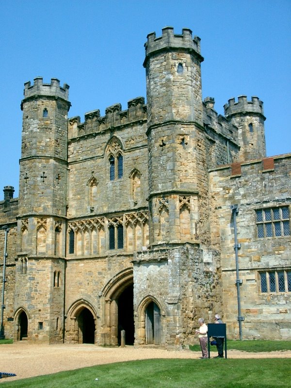 2003.05.28 - view from southeast of the Gatehouse, Battle Abbey, Battle, East Sussex by Alwyn Rh Joyce