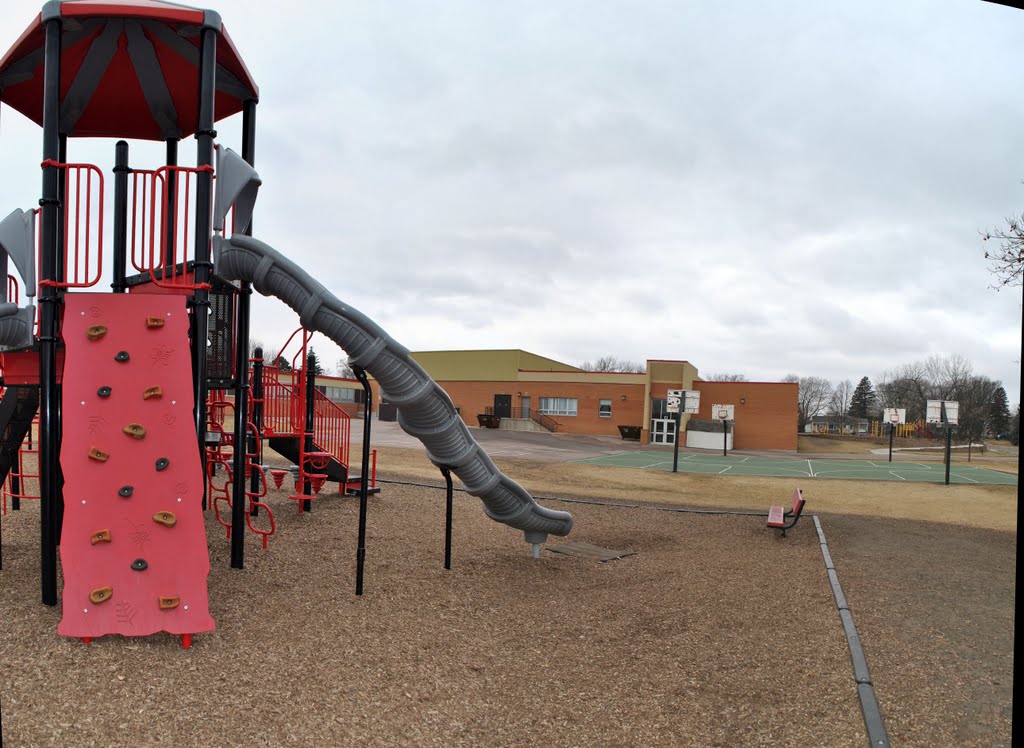 Hillcrest Elementary School, Brookings, SD by Aaron Carlson