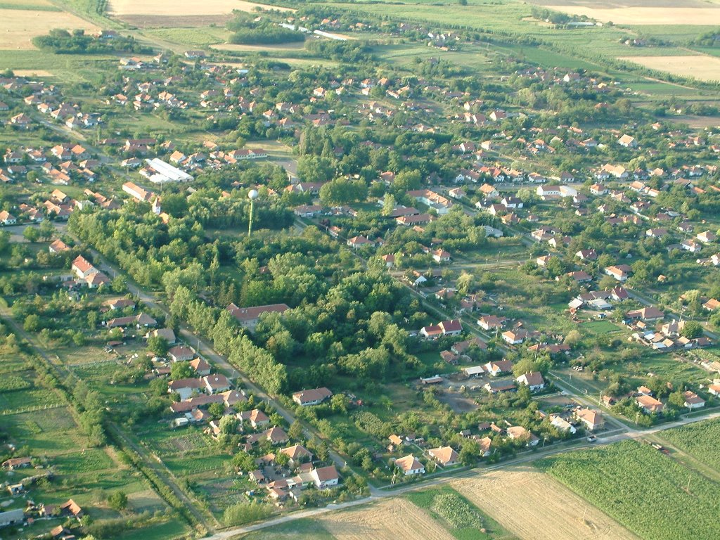 Bélmegyer madártávlatból by Szodorai Imre [Hun]