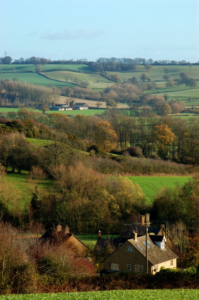 Looking north east from Brailes hill,upper Brailes in Warwickshire by Chris Scaysbrook