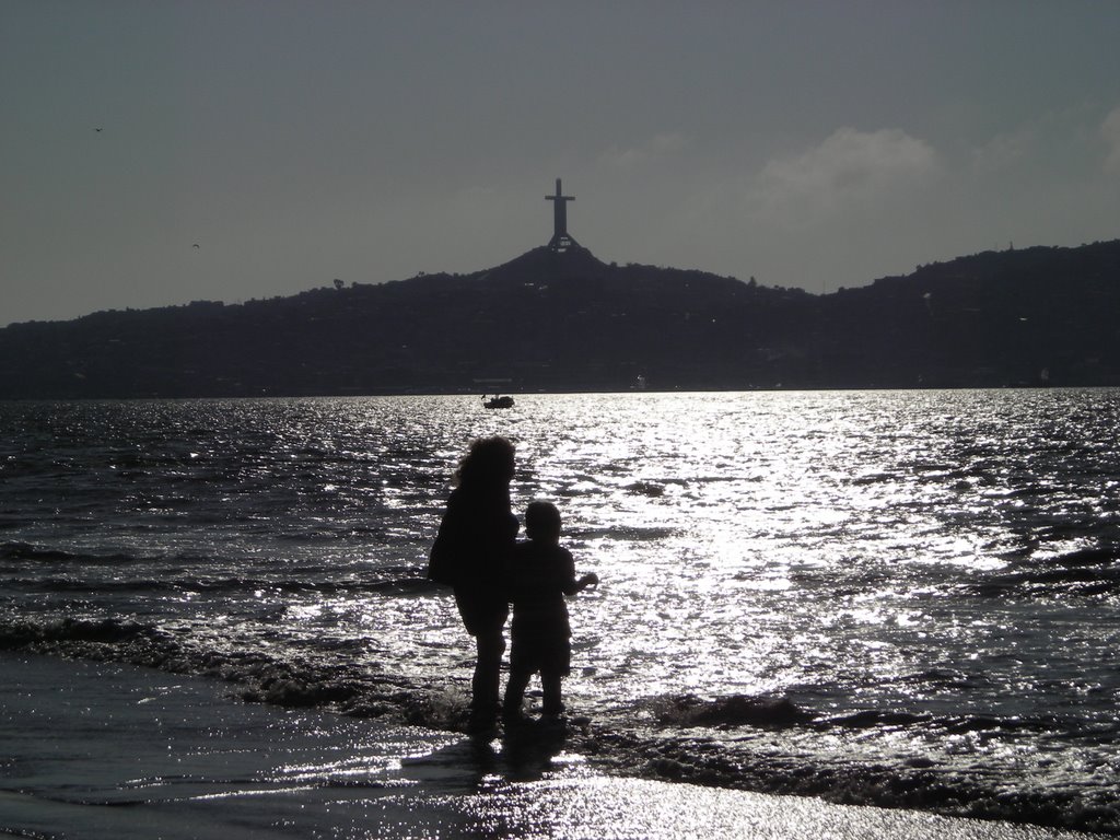 Atardecer de mis amores by Francisco J. Becker B.