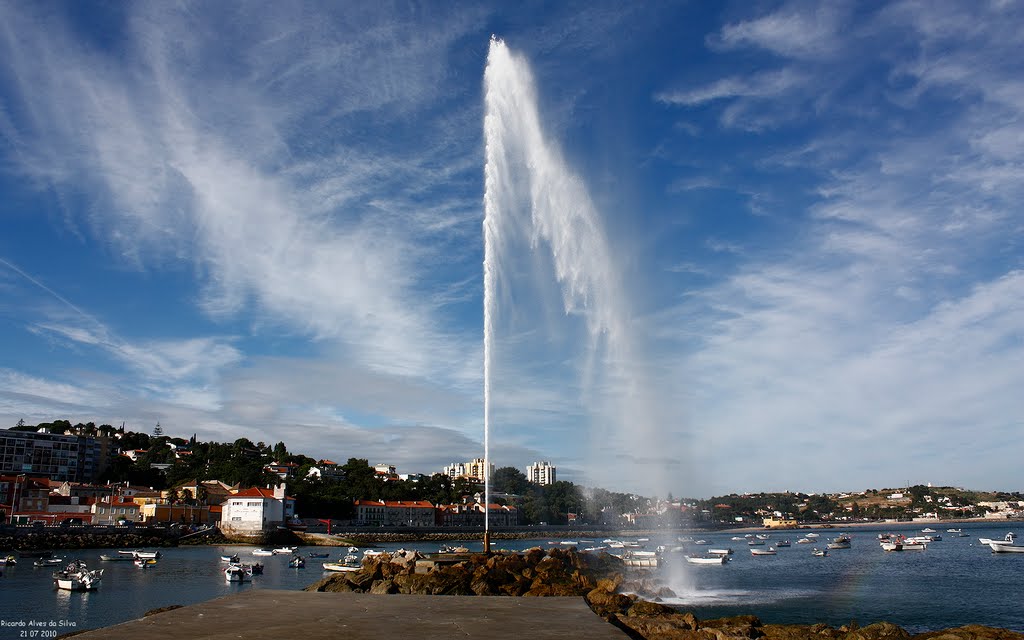 Paço de Arcos water jet by Sunseaguls