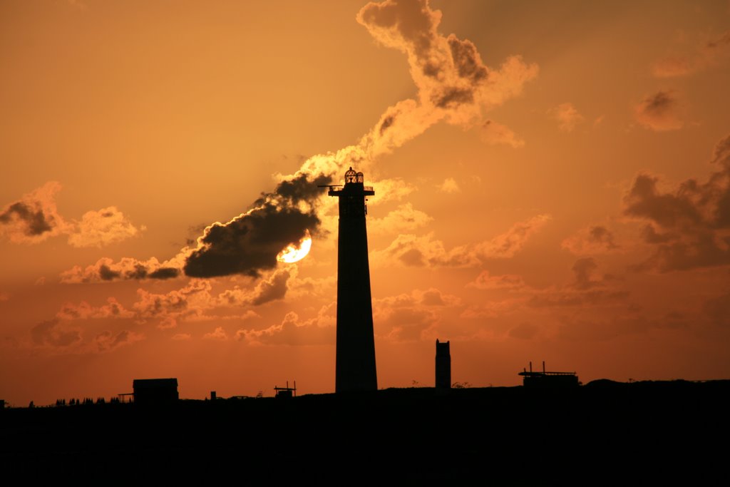 Atardece en El  Saladar by carlos alcolea jimen…