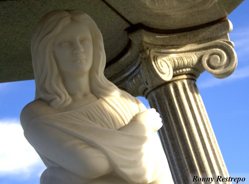 St Kilda Cemetery by ronny restrepo