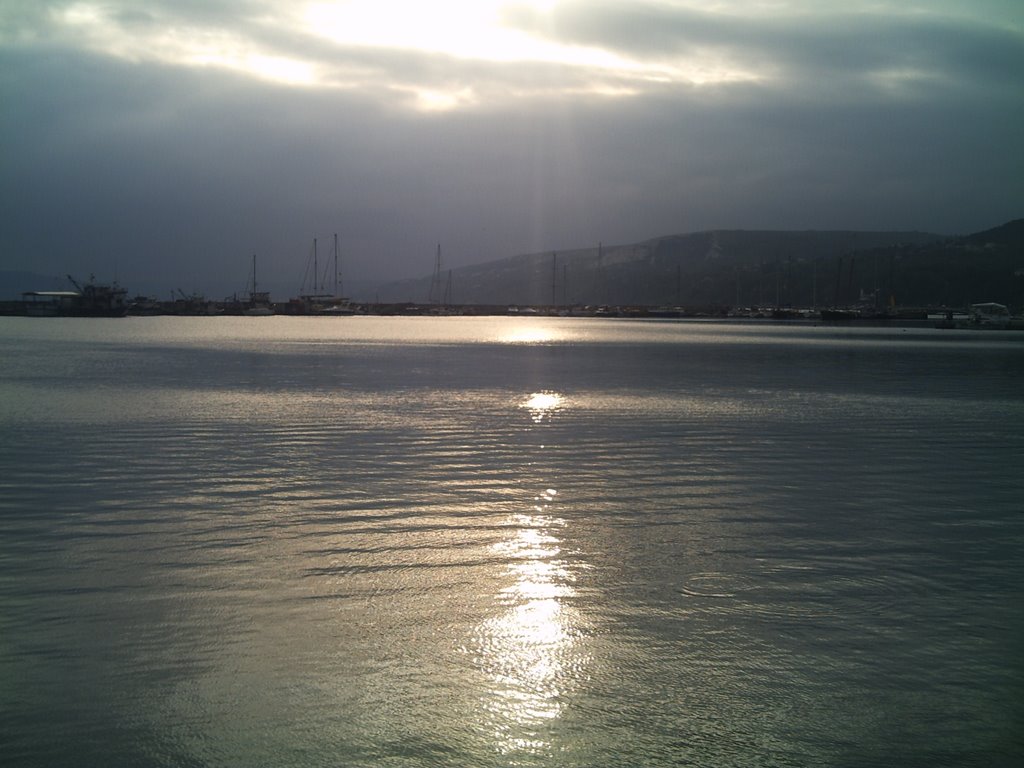 Balchik gulf by Pandourski Ivan