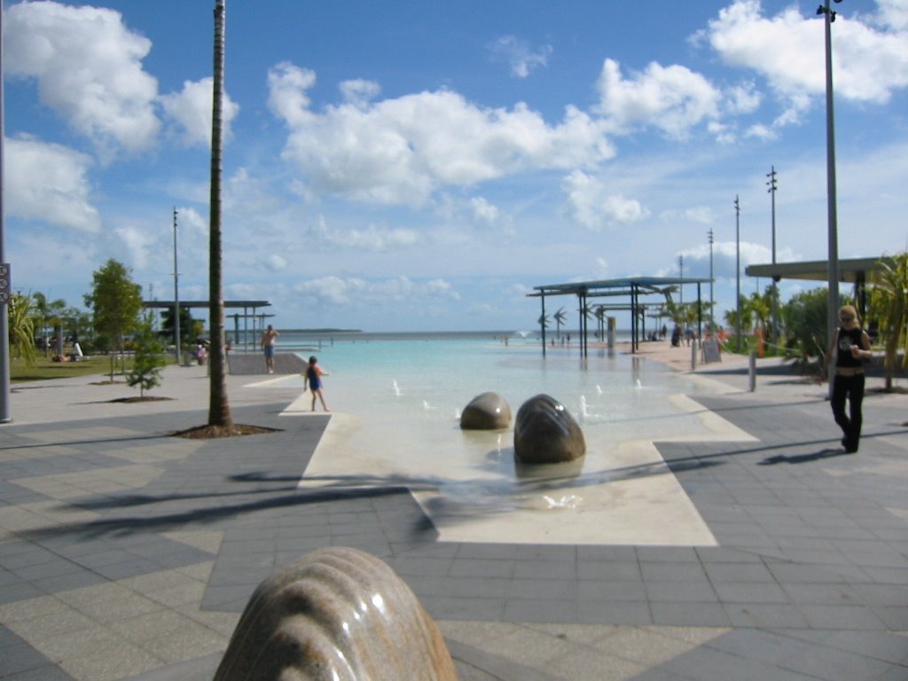 Cairns lagoon by Craig Harvey