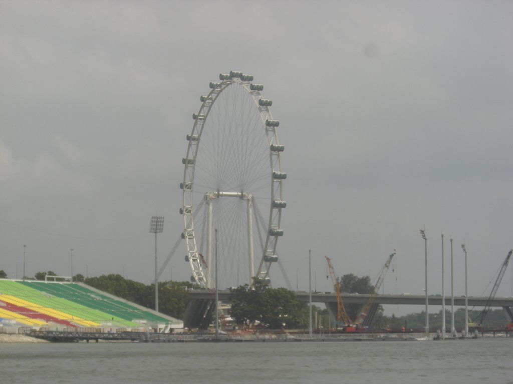 New Singapore ferries wheel (to open mid-2008) by 12gseahorse