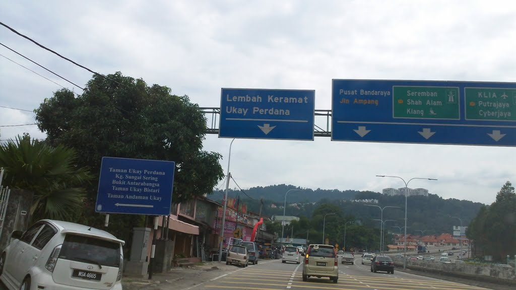 MRR2 near exit Ukay Perdana by asanov