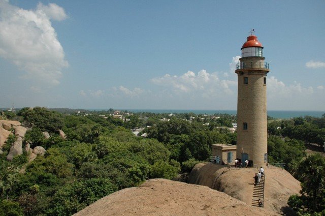 Mahabalipuram Lighthouse by Bredahl