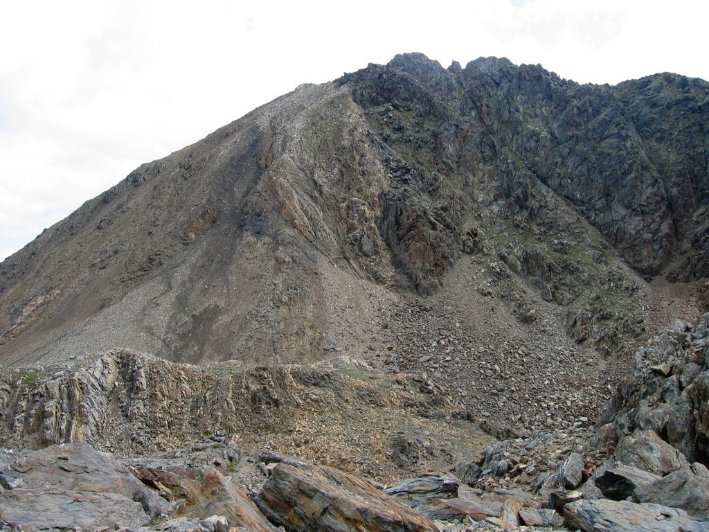 Cima Rossa, punto panoramico sulla Val Martello by Giovanni Malinverni