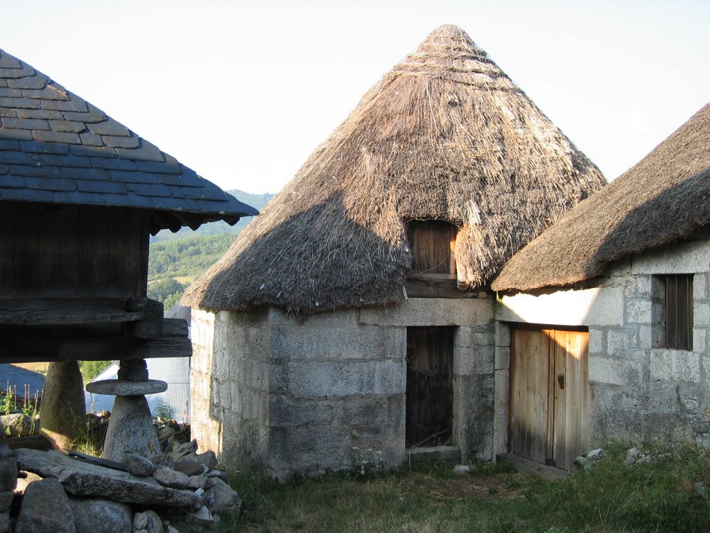 Piornedo (Lugo) by La Casa del Chiflón