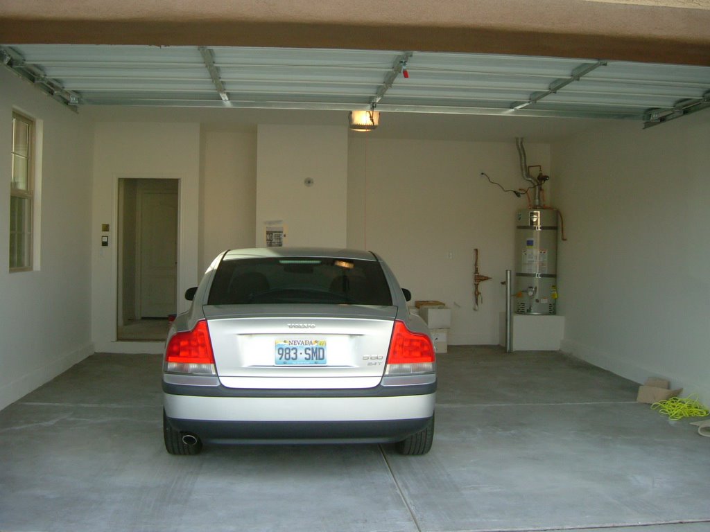 Kirsten's 2-Car Garage by Bruce Cavan