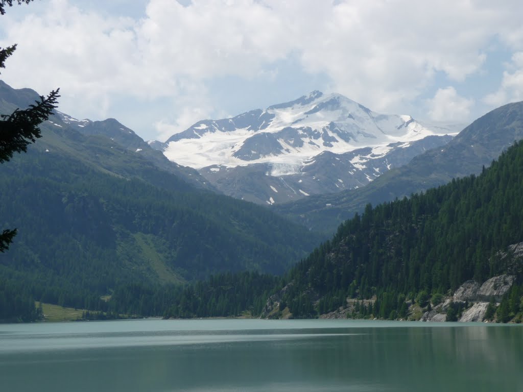 Lago di Gioveretto mit Gletscher by bienenritter