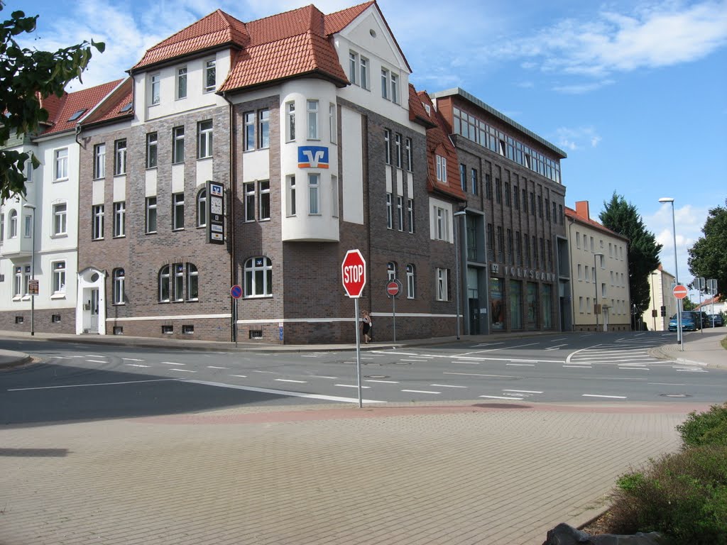 Nordhausen, Taschenberg-Weberstraße, Volksbank by Eckbert John