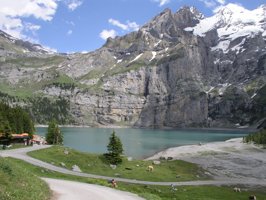 Oeschinensee, Schweiz, Juni 2006 by Toni Wyss, Hamburg