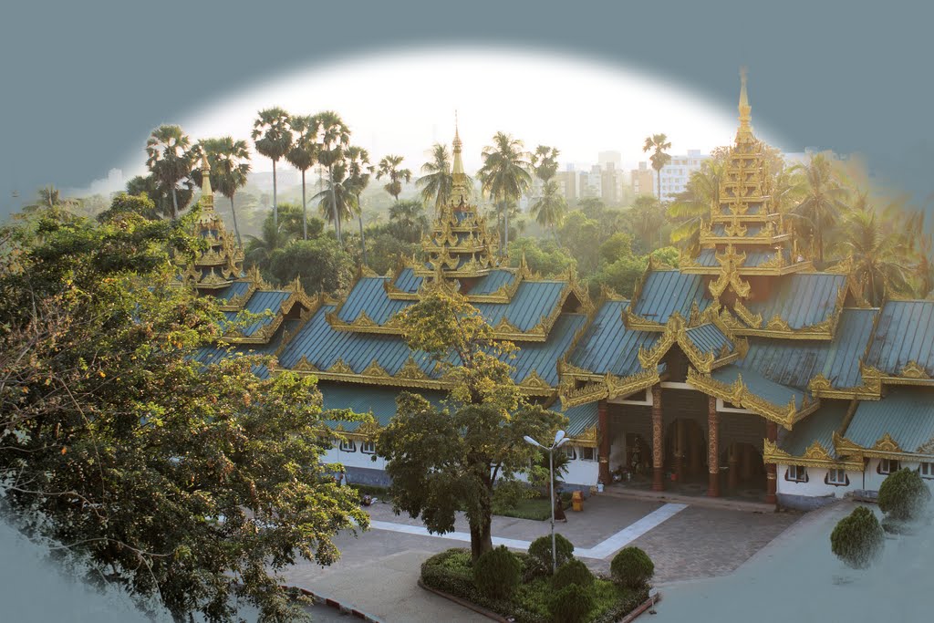 LA PAGODE SCHWEDAGON by POESIE