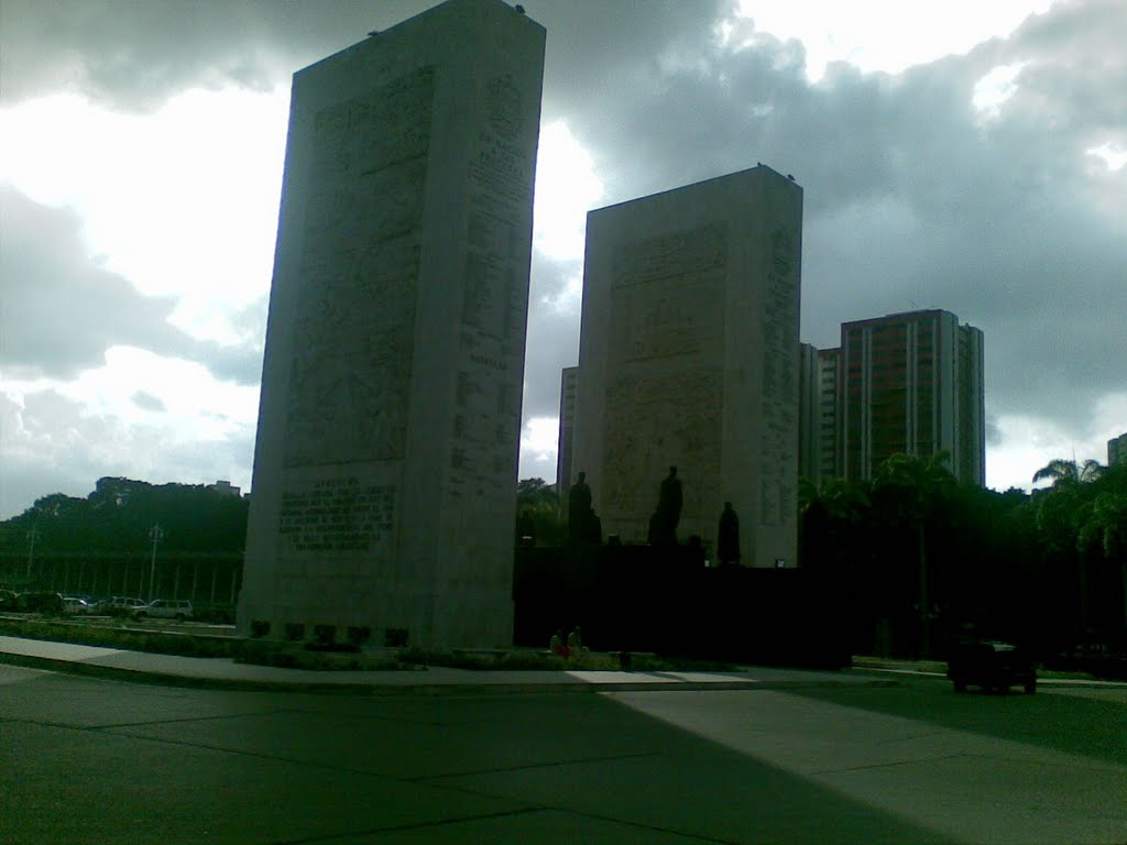 Monumento de los Próceres III by Alfredo Guánchez V