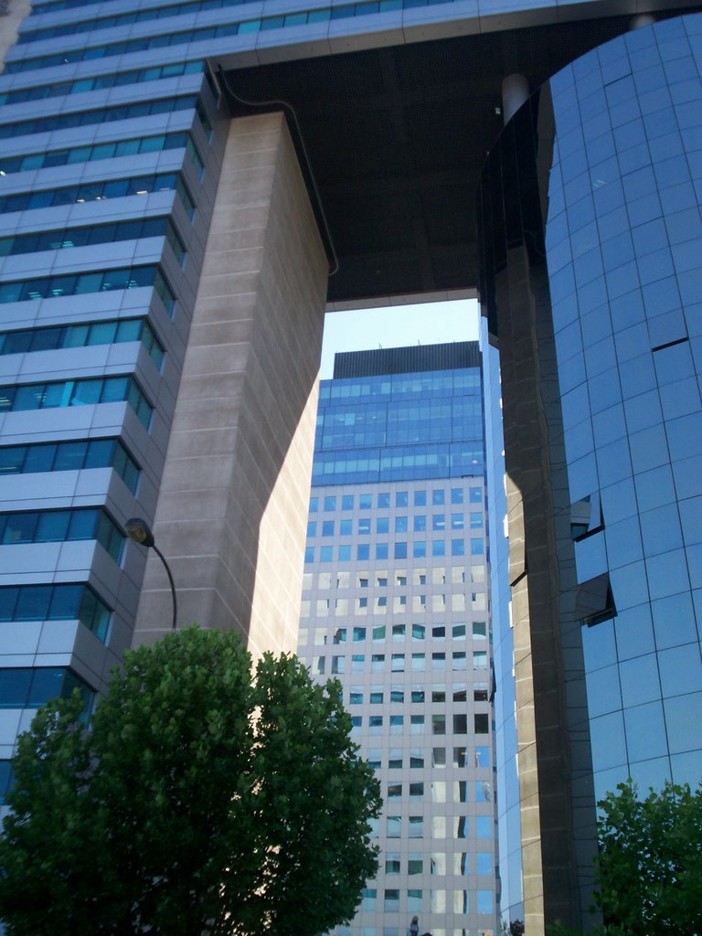 Word Trade Center de Santiago. Las Condes by Mabley