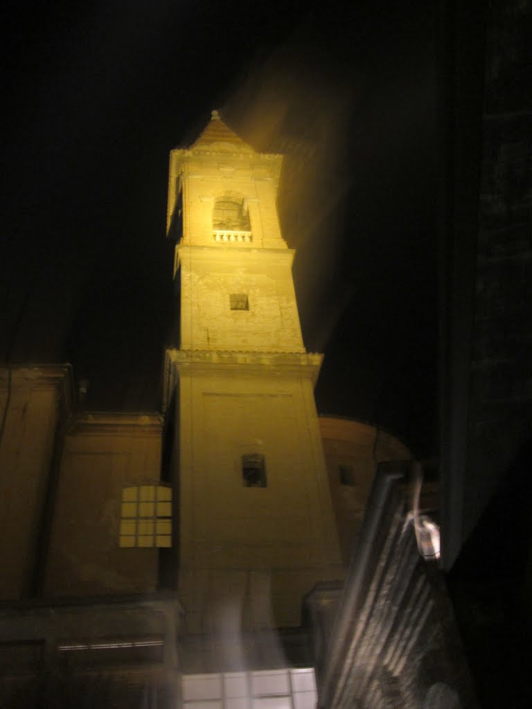 Faenza - Il campanile di San Francesco dal cortile del Museo Zauli by gegetti