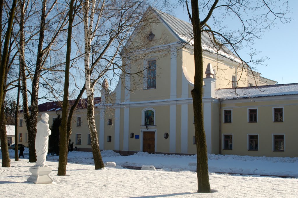 Church in Ostroh Academy by DRVMI