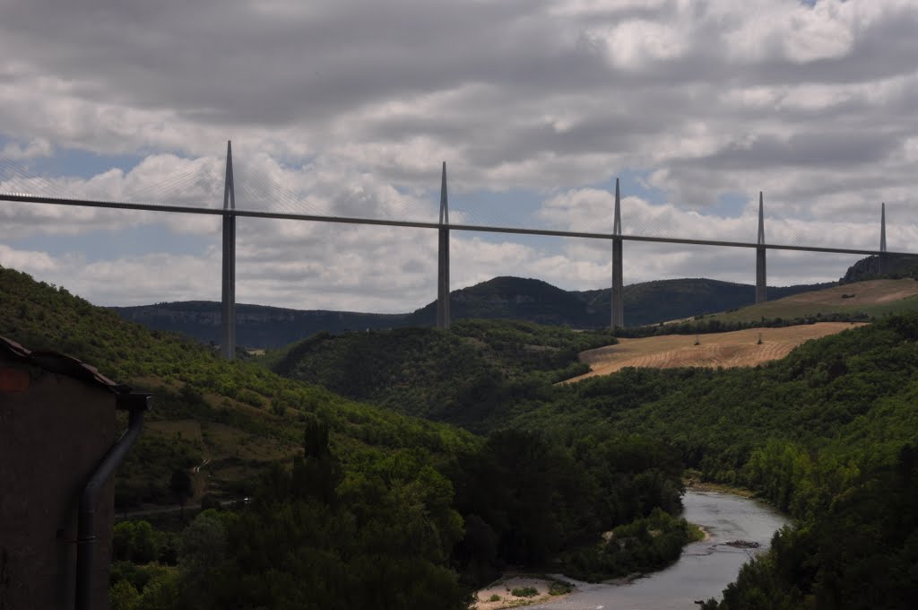 Brug van Millau by F. van den Brink