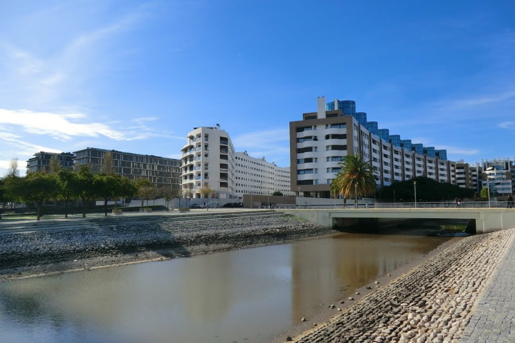 Parque das Nações, Lisboa, Portugal by Fernando malapeiro