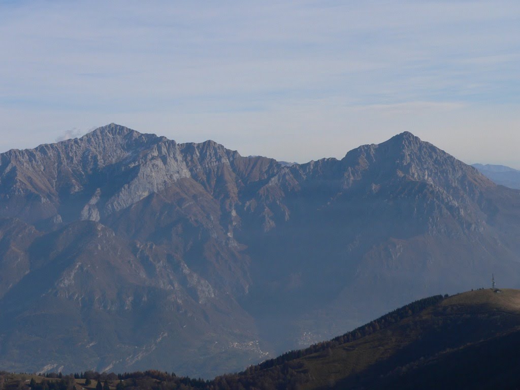 Grigne dalla vetta del San Primo by Angelo C.