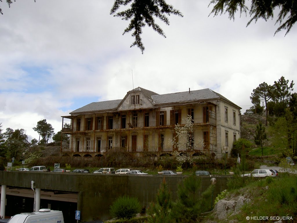 Pavilhão Rainha D. Amélia (Ex-Sanatório Sousa Martins, Guarda, Portugal) by Helder Sequeira