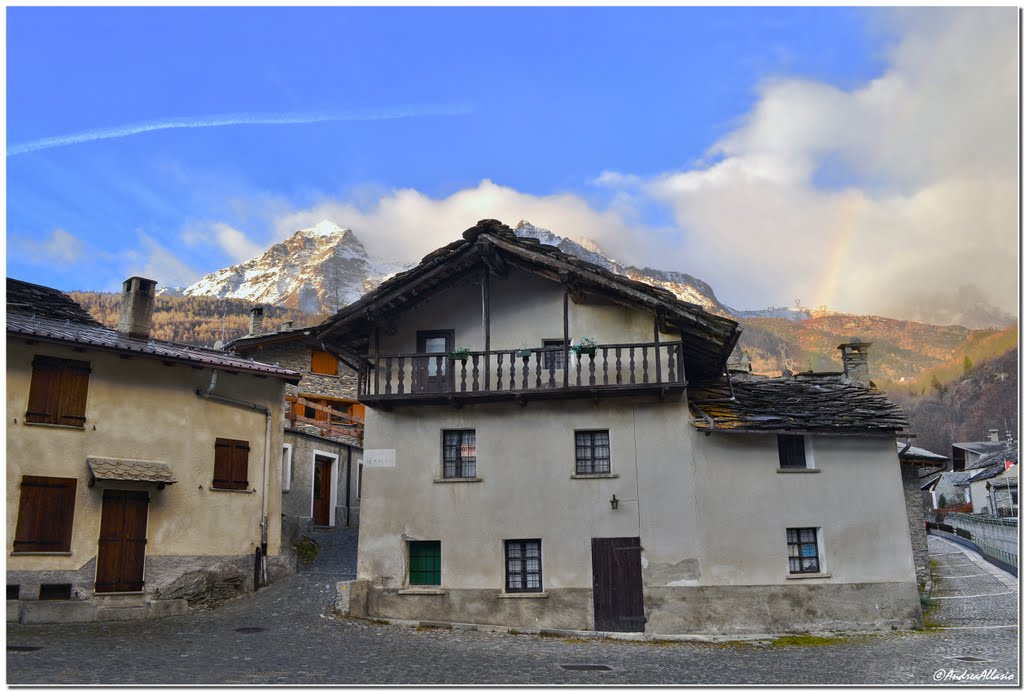 Le case e l'arcobaleno, Moncenisio by Andrea Allasio