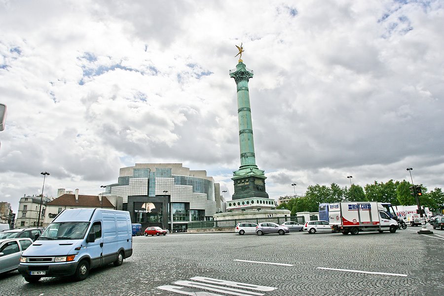 Colonne de Juillet at Place de la Bastille by www.fiskum.org