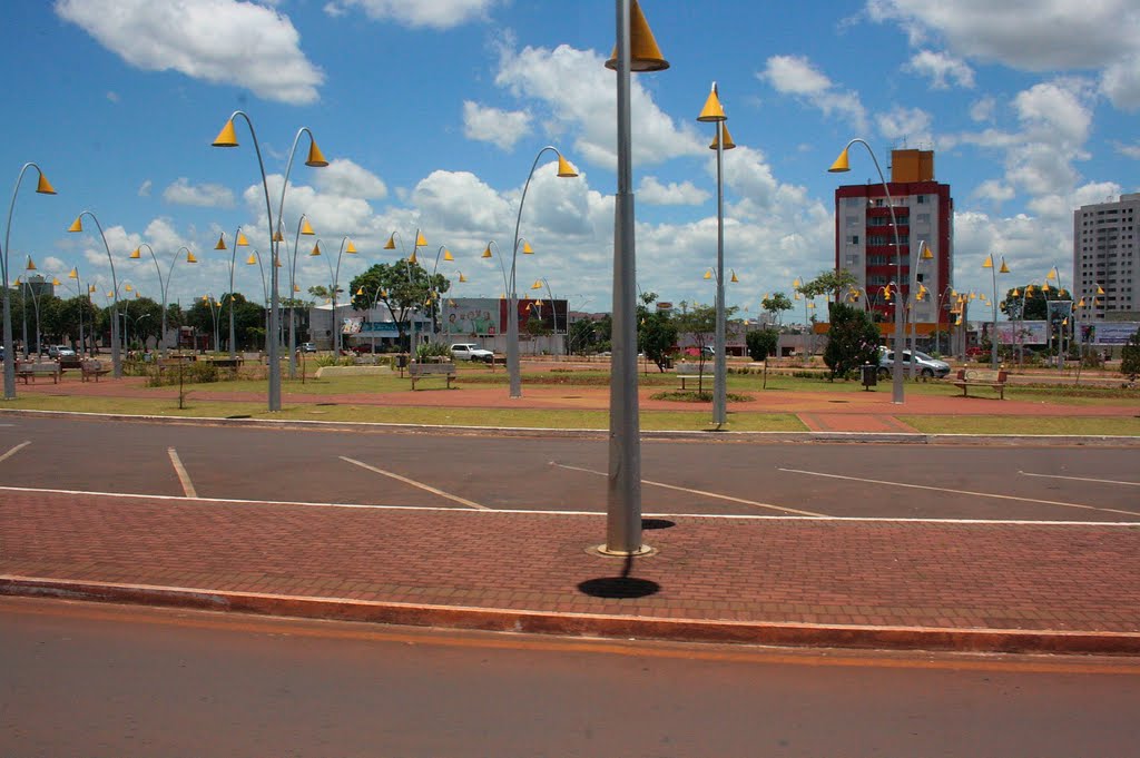 Centro, Cascavel - PR, Brazil by Fernando Quesada