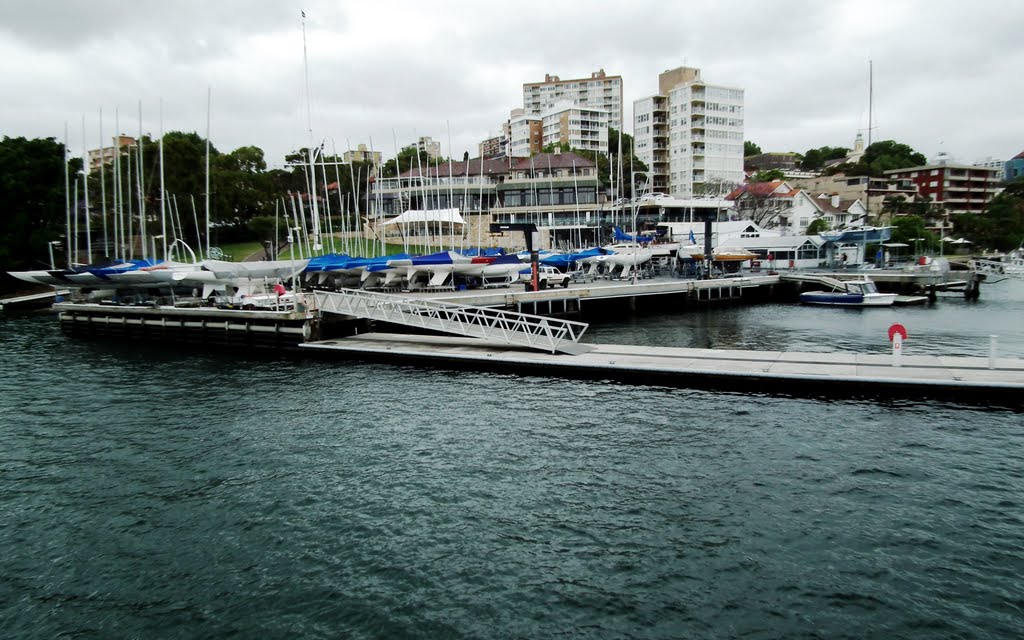 Royal Sydney Yacht Squadron by Alan Farlow