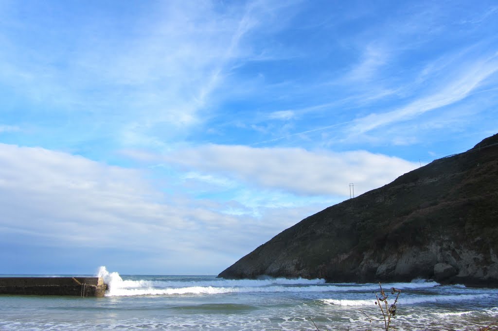 Playa de Dícido, en Mioño by Pepe Arlote