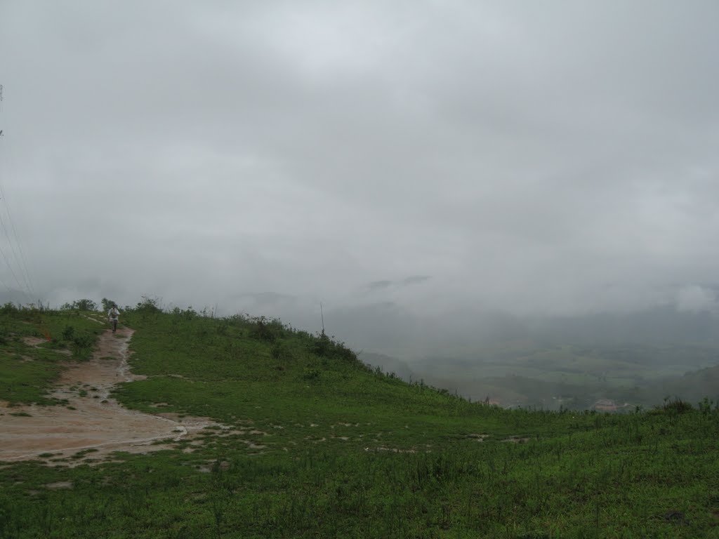 Rampa de Vôo Livre no Morro do Urubu - Viana - ES by Fabio Arrebola