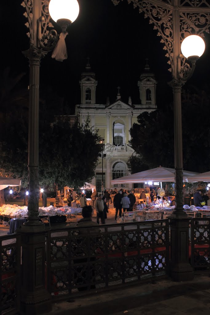 Taranto _ Night view :Piazza Garibaldi _ Mercatino by Bartolomeo “passione…