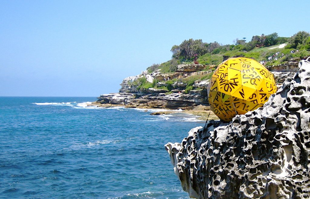 'anemone' by Tim Ferrier - Sculpture by the Sea 2007 by androo