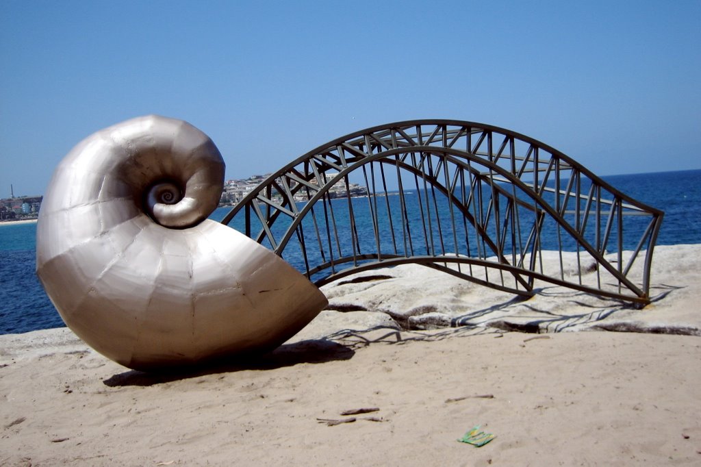 'the mollusc that ate the harbour bridge' by Dan Stewart-Moore - Sculpture by the Sea 2007 by androo